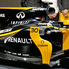 Renault RS17 sidepod detail