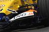Renault opt for 2005-style front wing