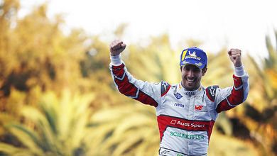 Lucas di Grassi wins in style in Mexico Lucas di Grassi wins in style in Mexico