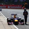 Vettel stops with gearbox failure